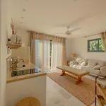 A Vadina - Hebergements De Charme Avec Piscine & Spa, Porticcio 4*