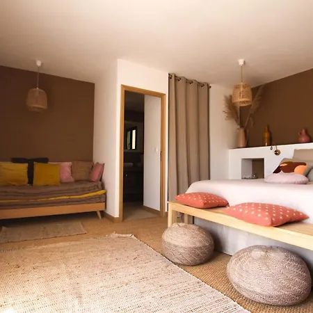 A Vadina - Hebergements De Charme Avec Piscine & Spa, بيت ضيافة بورْتِكْسْيو