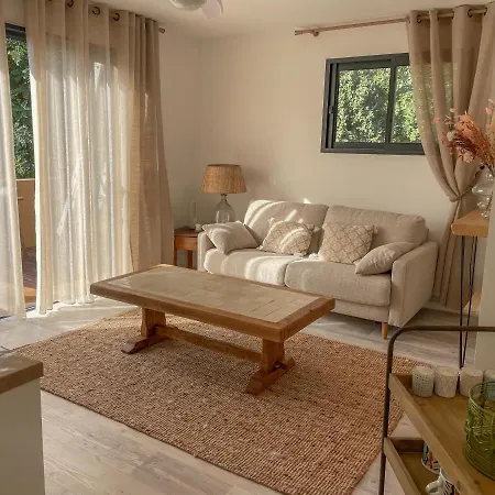 A Vadina - Hebergements De Charme Avec Piscine & Spa, بيت ضيافة بورْتِكْسْيو