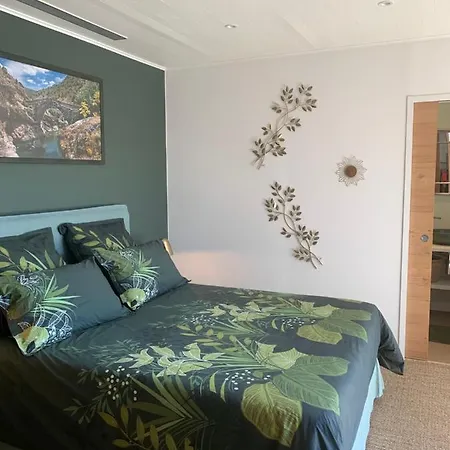 A Vadina - Hebergements De Charme Avec Piscine & Spa,
