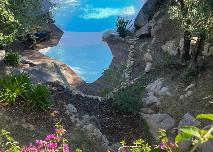 A Vadina - Hebergements De Charme Avec Piscine & Spa, Porticcio Penzion