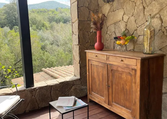 A Vadina - Hebergements De Charme Avec Piscine & Spa, Porticcio Penzion 4*