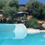 A Vadina - Hebergements De Charme Avec Piscine & Spa, Porticcio 4*