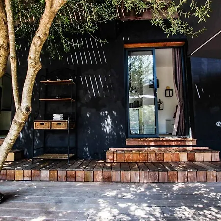 A Vadina - Hebergements De Charme Avec Piscine & Spa, 포르티씨오
