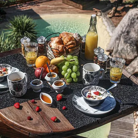A Vadina - Hebergements De Charme Avec Piscine & Spa, Porticcio (Corsica)
