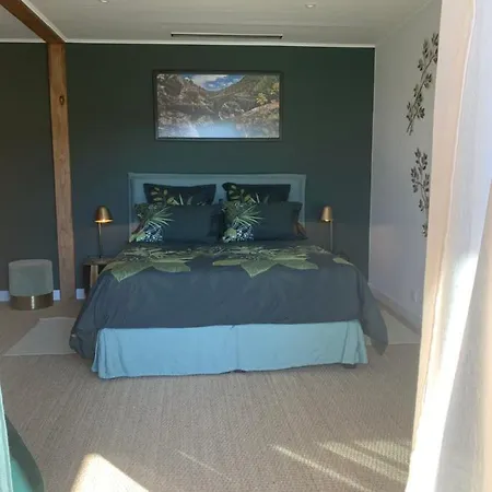 D'hotes A Vadina Pensionat