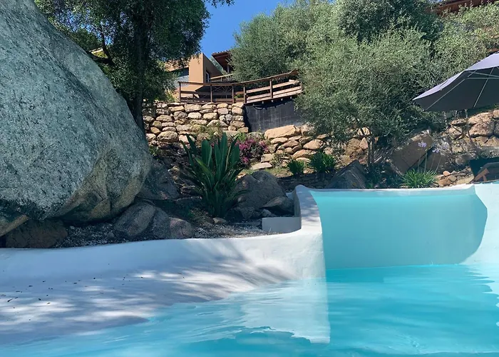 A Vadina - Hebergements De Charme Avec Piscine & Spa, Porticcio Pensionat 4*