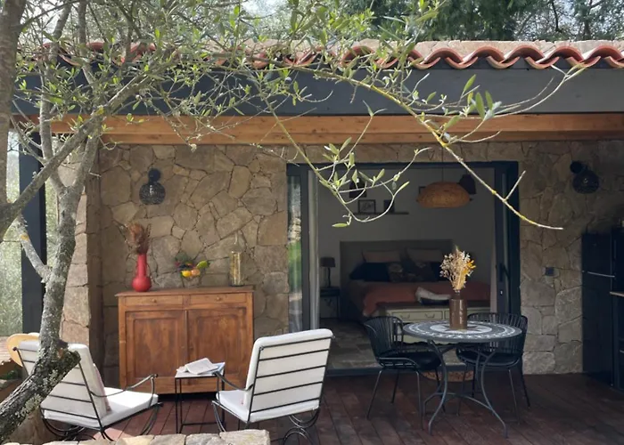 A Vadina - Hebergements De Charme Avec Piscine & Spa, Porticcio 4* Porticcio (Corsica)
