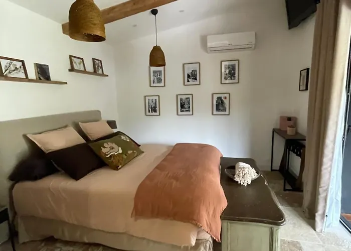 Pensión A Vadina Suite et chambres de charme Porticcio 4*